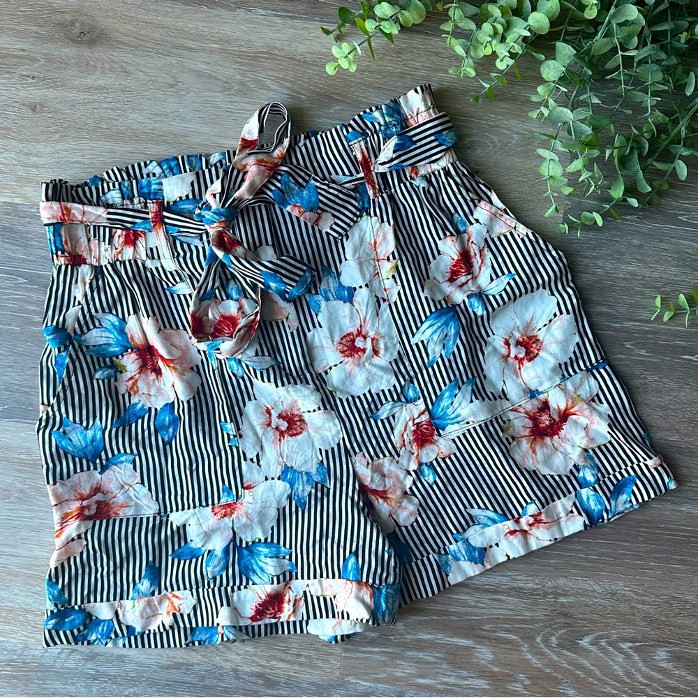 Women’s Striped Floral Shorts